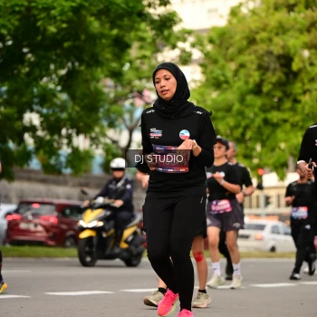 Runner Photo 4153872