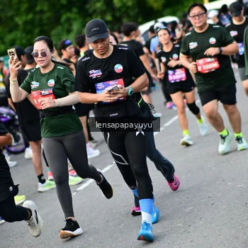 Runner Photo 4153876
