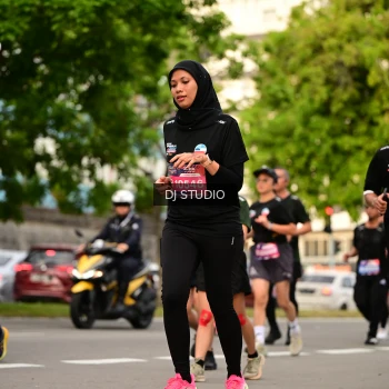 Runner Photo 4153878