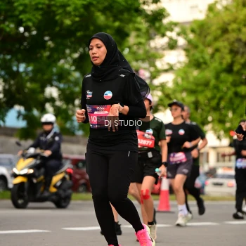 Runner Photo 4153885