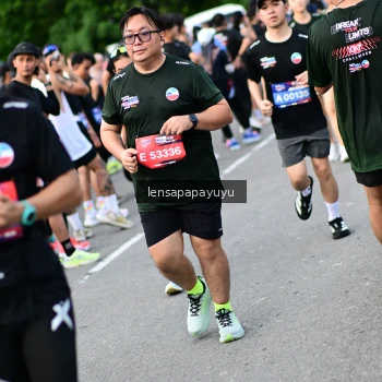 Runner Photo 4153909