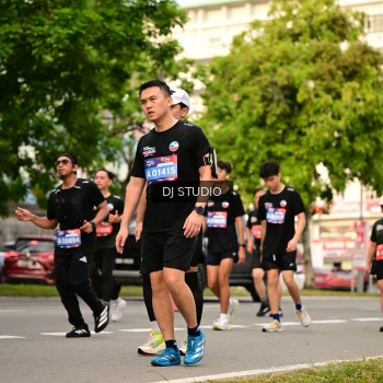 Runner Photo 4153913