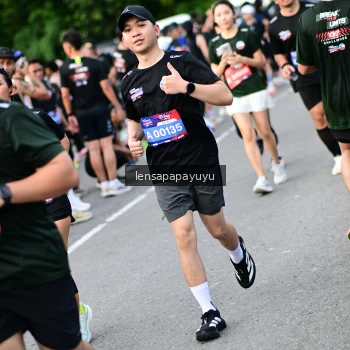 Runner Photo 4153933