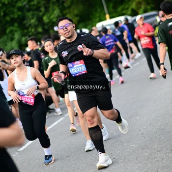 Runner Photo 4153942