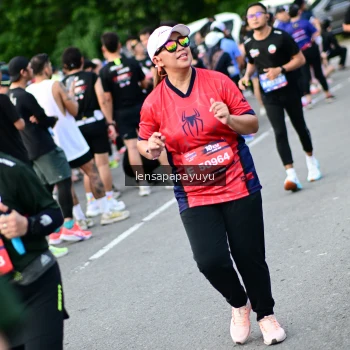 Runner Photo 4153977