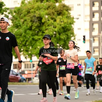 Runner Photo 4154013