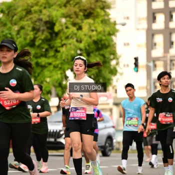 Runner Photo 4154018