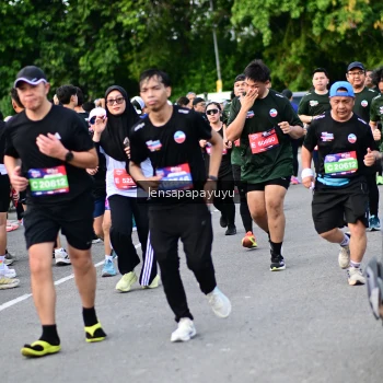 Runner Photo 4154023