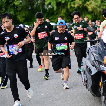 Runner Photo 4154038
