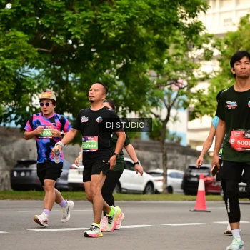 Runner Photo 4154041