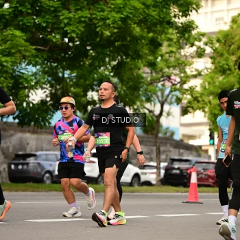 Runner Photo 4154046