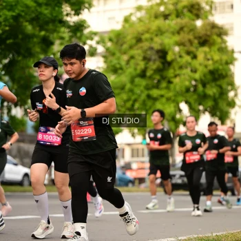 Runner Photo 4154063