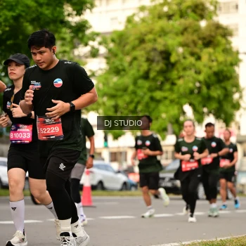 Runner Photo 4154072
