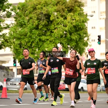 Runner Photo 4154083