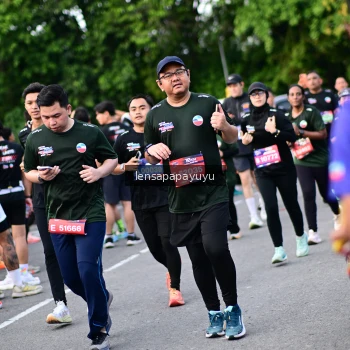 Runner Photo 4154092