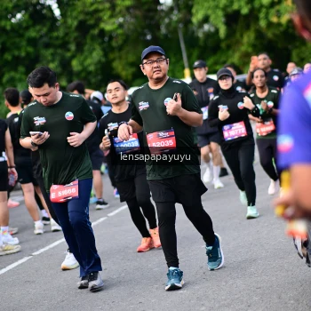 Runner Photo 4154095