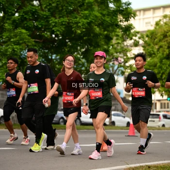 Runner Photo 4154111
