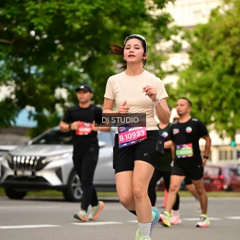 Runner Photo 4154123