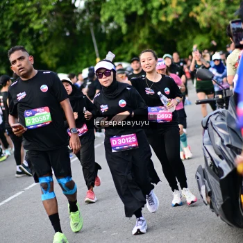 Runner Photo 4154135