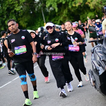 Runner Photo 4154149