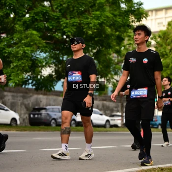 Runner Photo 4154168