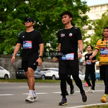 Runner Photo 4154178