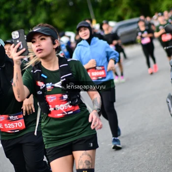 Runner Photo 4154194
