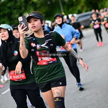 Runner Photo 4154209