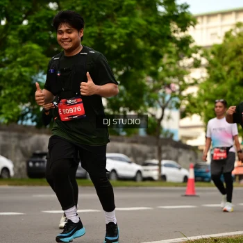 Runner Photo 4154217