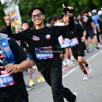 Runner Photo 4154235