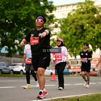 Runner Photo 4154245