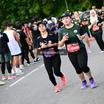Runner Photo 4154252