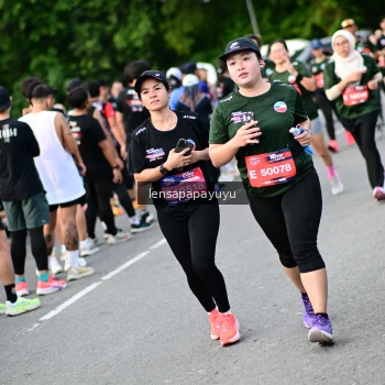 Runner Photo 4154274