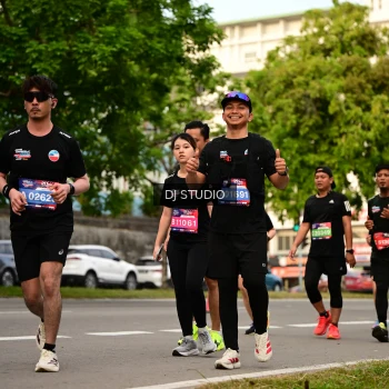 Runner Photo 4154275