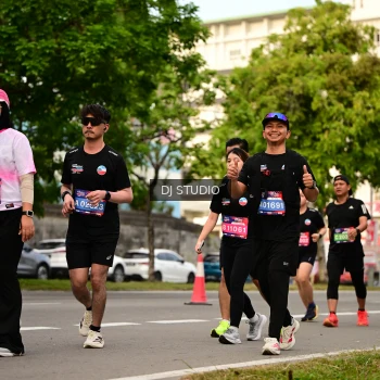Runner Photo 4154281