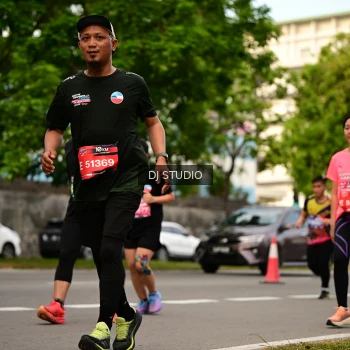 Runner Photo 4154305