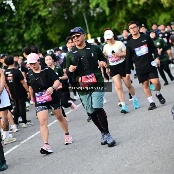 Runner Photo 4154334