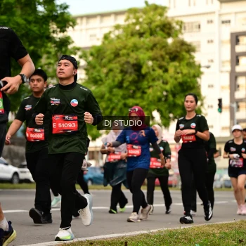 Runner Photo 4154343