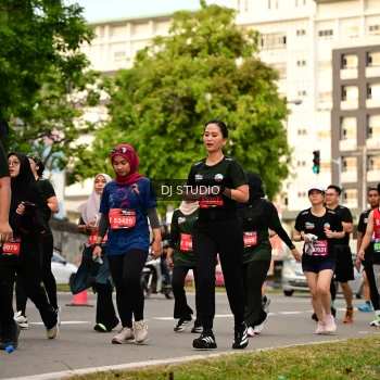 Runner Photo 4154349