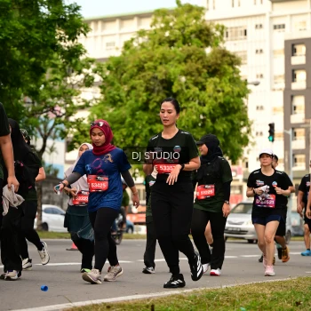 Runner Photo 4154354