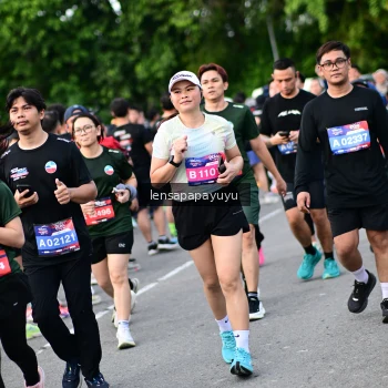 Runner Photo 4154359