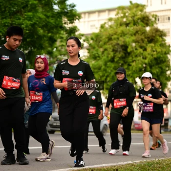 Runner Photo 4154365