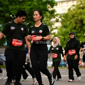 Runner Photo 4154373