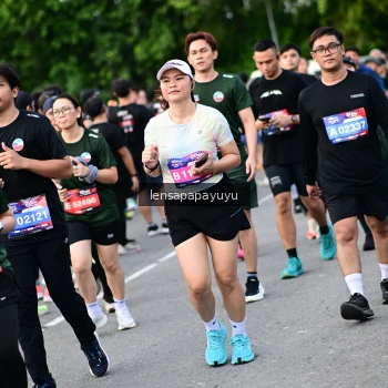 Runner Photo 4154391