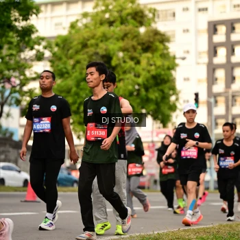 Runner Photo 4154396