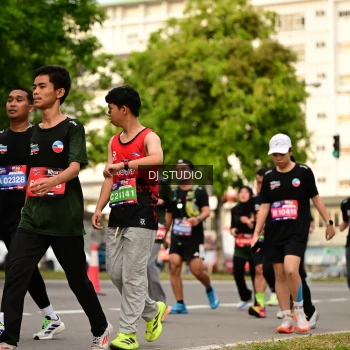 Runner Photo 4154398
