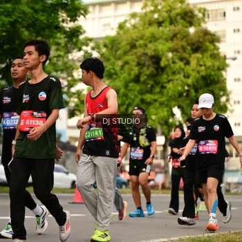 Runner Photo 4154399