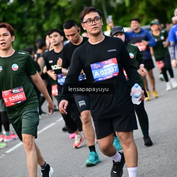 Runner Photo 4154401