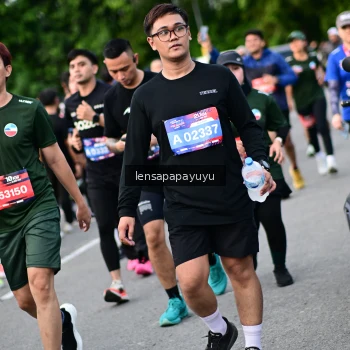 Runner Photo 4154405