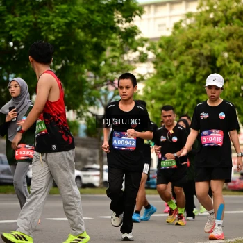 Runner Photo 4154415